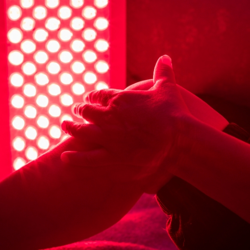 red-light-therapy-Impact-Physical-Therapy-Sport-Recovery-Champaign-Hinsdale-Chicago-Naperville-Oak-Lawn-Orland-Park-IL